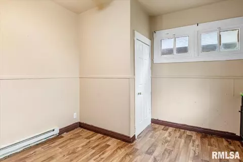 1040 W Calhoun Ave, Springfield, IL 62702 photo 10