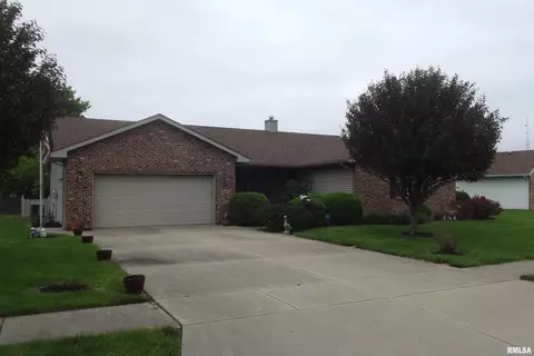1207 Sarasota Ct, Chatham, IL 62629