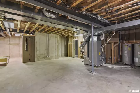 Other - 1608 S Wiggins Ave, Springfield, IL 62704 photo 11 of 19
