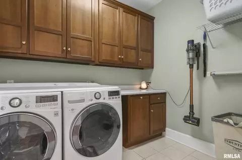 Other - 1608 S Wiggins Ave, Springfield, IL 62704 photo 7 of 19