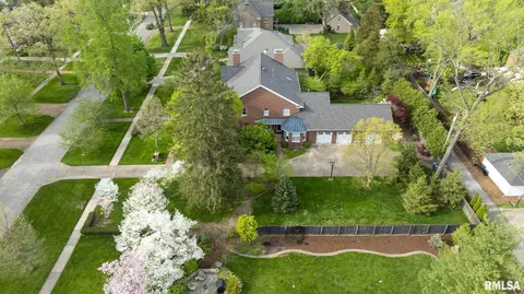 View/Area - 1608 S Wiggins Ave, Springfield, IL 62704 photo 6 of 7