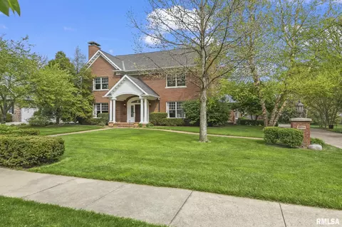 Exterior - 1608 S Wiggins Ave, Springfield, IL 62704 photo 5 of 13