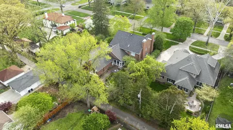 View/Area - 1608 S Wiggins Ave, Springfield, IL 62704 photo 4 of 7