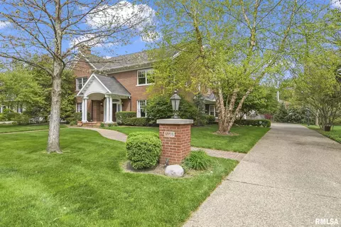 Exterior - 1608 S Wiggins Ave, Springfield, IL 62704 photo 2 of 13