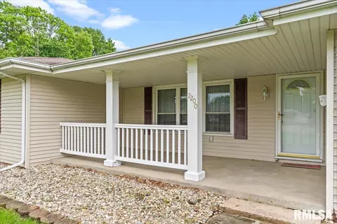 2200 E Sangamon Ave, Springfield, IL 62702 photo 4