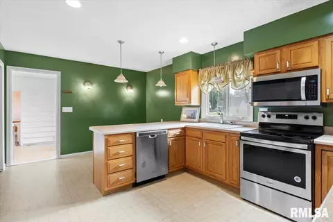 2200 E Sangamon Ave, Springfield, IL 62702 photo 12