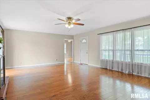 2200 E Sangamon Ave, Springfield, IL 62702 photo 7