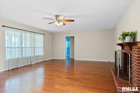 2200 E Sangamon Ave, Springfield, IL 62702 photo 6