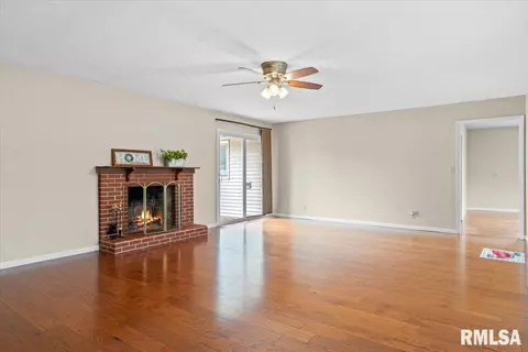 2200 E Sangamon Ave, Springfield, IL 62702 photo 8