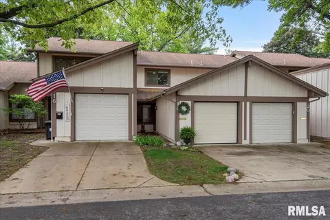 18 Redwood Ln, Springfield, IL 62704