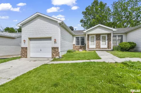 79 Amherst Dr, Springfield, IL 62702