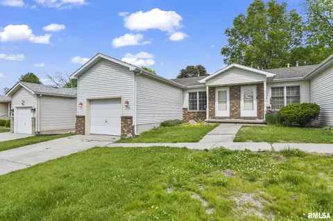 79 Amherst Dr, Springfield, IL 62702 photo 3