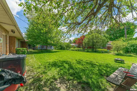 449 Minder Dr, Lincoln, IL 62656 photo 32