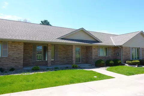 1280 Pine Tree Ln, Galesburg, IL 61401