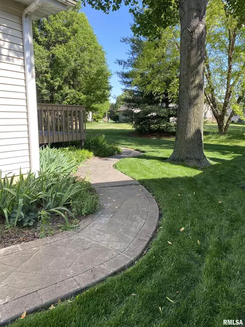 2220 Renwick Dr, Springfield, IL 62704 photo 40