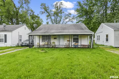 2040 E Adams St, Springfield, IL 62703