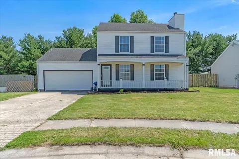31 Fairview Blvd, New Berlin, IL 62670