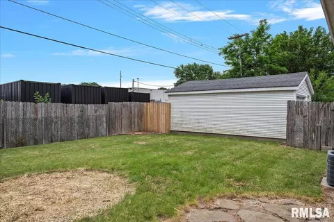 12 Melody Ln, Springfield, IL 62702 photo 17