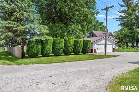 408 N Thomas St, Morrisonville, IL 62546 photo 44