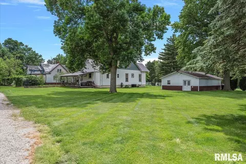 408 N Thomas St, Morrisonville, IL 62546 photo 45