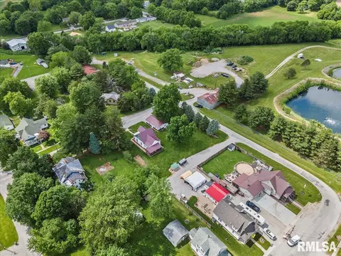 408 N Thomas St, Morrisonville, IL 62546 photo 57
