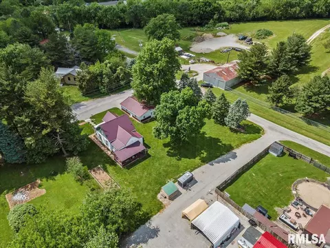 408 N Thomas St, Morrisonville, IL 62546 photo 52