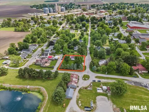 408 N Thomas St, Morrisonville, IL 62546 photo 55