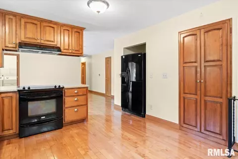 8 Carole Rd, Springfield, IL 62711 photo 7