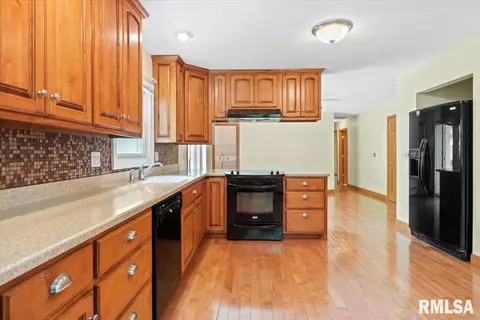 8 Carole Rd, Springfield, IL 62711 photo 10