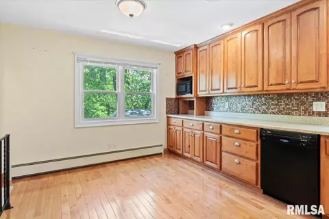8 Carole Rd, Springfield, IL 62711 photo 9