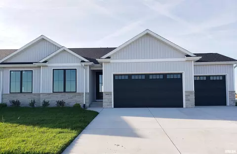 5226 Verdant Ln, Springfield, IL 62711