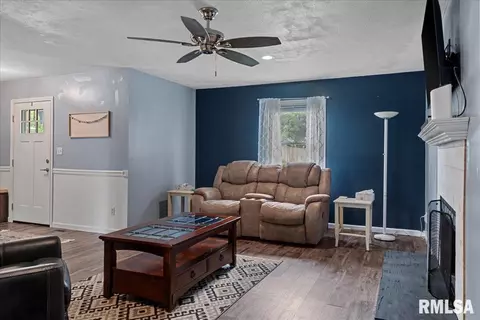 2816 Warrior Blvd, Springfield, IL 62712 photo 9