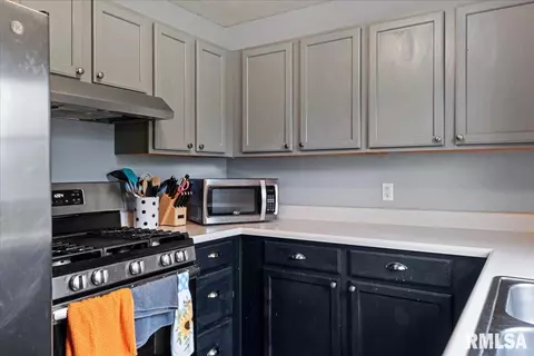 2816 Warrior Blvd, Springfield, IL 62712 photo 15