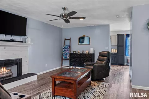 2816 Warrior Blvd, Springfield, IL 62712 photo 6