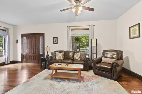 1401 S Lowell Ave, Springfield, IL 62704 photo 8