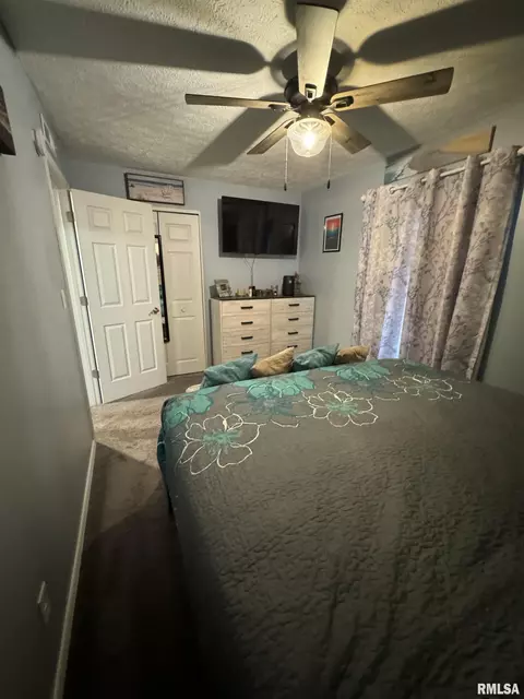 Bedroom - 1804 Hastings Rd, Springfield, IL 62702 photo 2 of 3