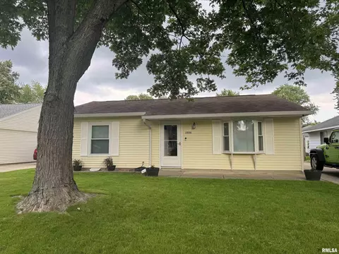 1804 Hastings Rd, Springfield, IL 62702