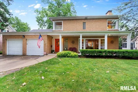 1704 Bates Ave, Springfield, IL 62704