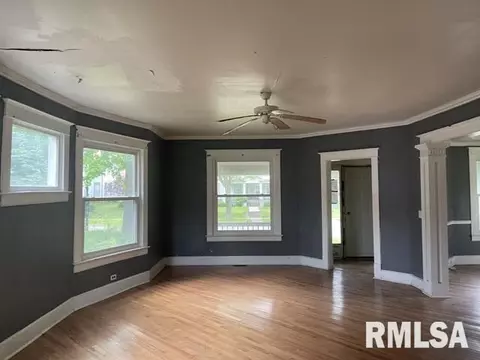 724 N 6th St, Springfield, IL 62702 photo 3
