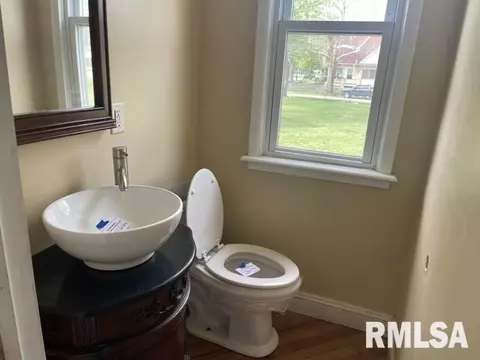 724 N 6th St, Springfield, IL 62702 photo 10