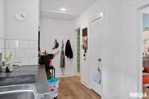 Entry Way - 2433 S 7th St, Springfield, IL 62703 photo 1 of 1
