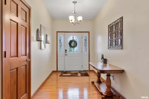 3017 Springwood Dr, Springfield, IL 62712 photo 7