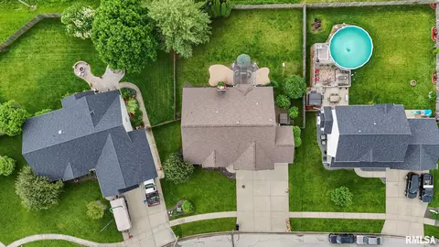 3017 Springwood Dr, Springfield, IL 62712 photo 5