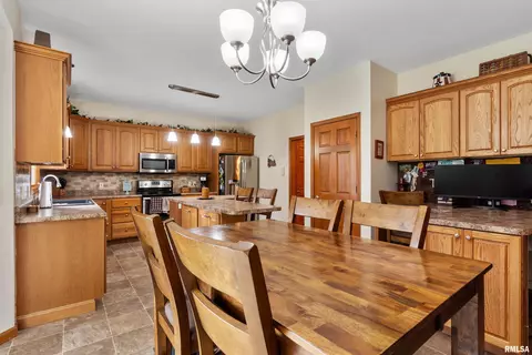 3017 Springwood Dr, Springfield, IL 62712 photo 13