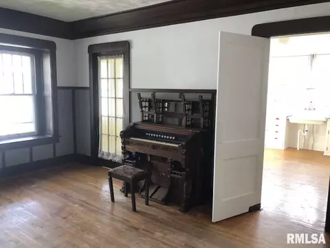 Other - 541 E Bearstown St, Virginia, IL 62691 photo 11 of 25