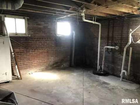 Other - 541 E Bearstown St, Virginia, IL 62691 photo 18 of 25