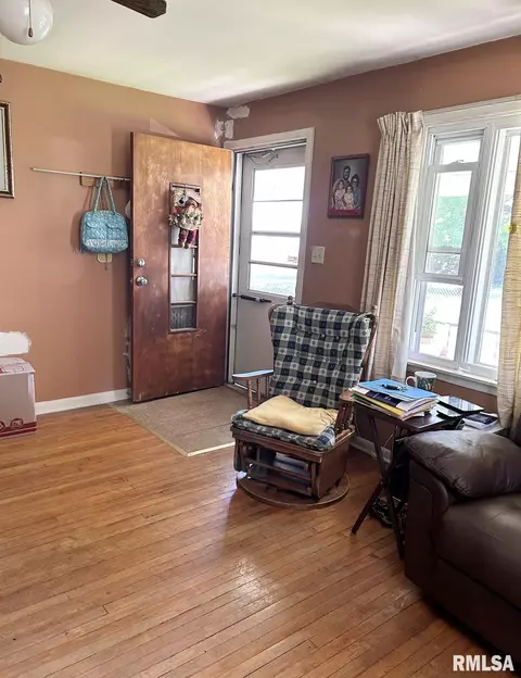819 N Daniel Ave, Springfield, IL 62702 photo 5