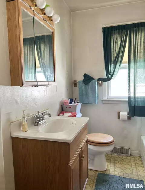 819 N Daniel Ave, Springfield, IL 62702 photo 11