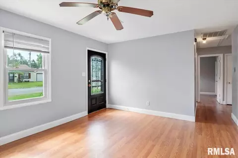 1717 Albert St, Springfield, IL 62702 photo 6