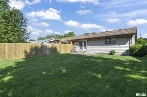 2312 Austin Dr, Springfield, IL 62704 photo 23